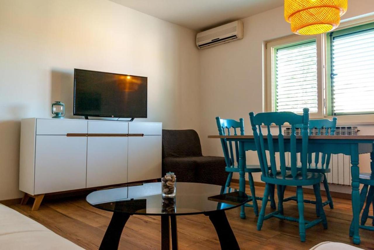 Villa Mediterranea - Apartments Медулин Экстерьер фото