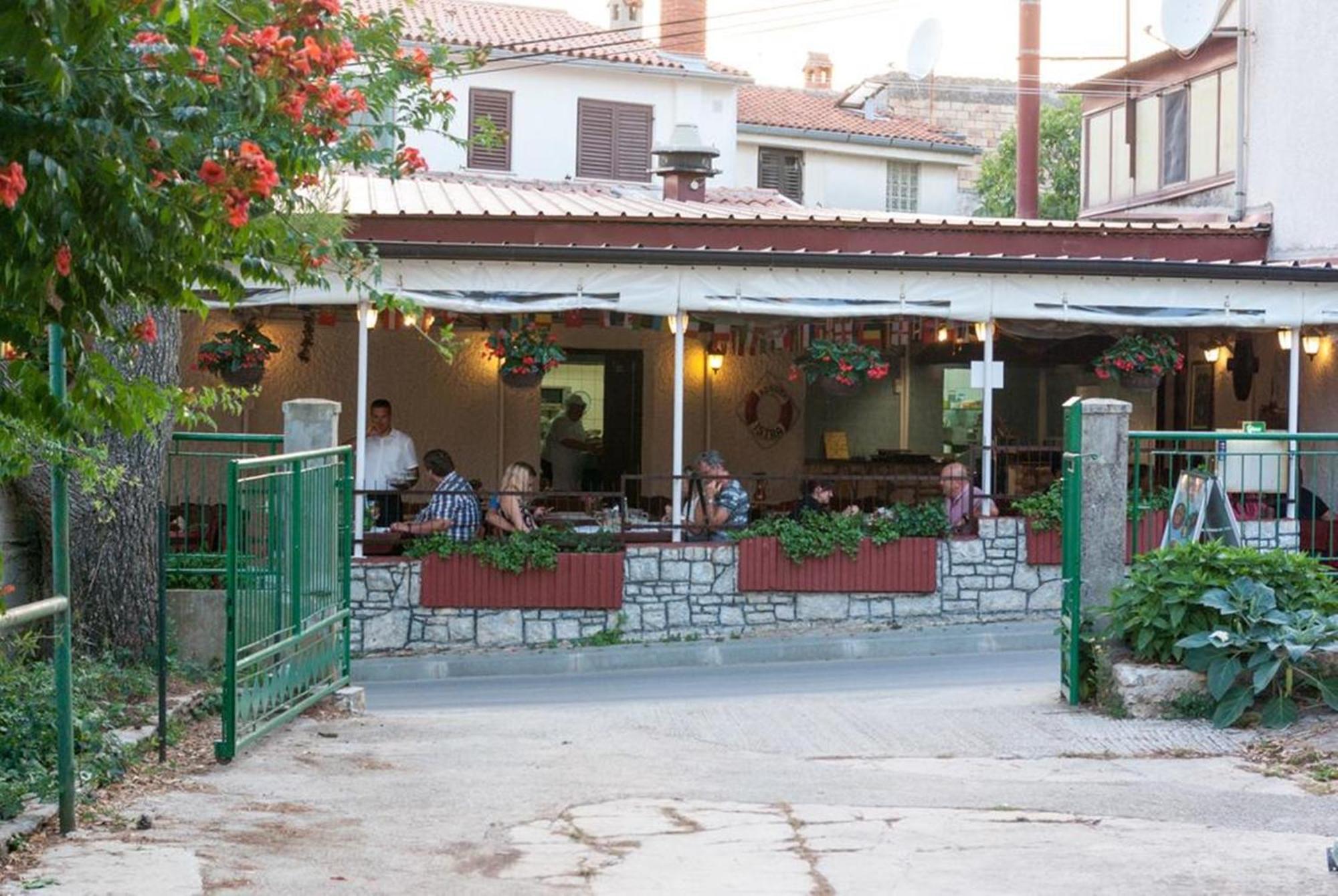 Villa Mediterranea - Apartments Медулин Номер фото